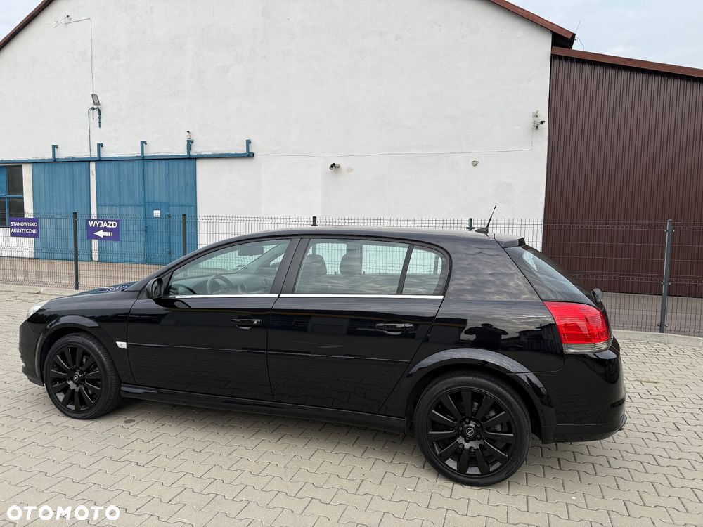 Opel Signum 2.0 T Sport - 22
