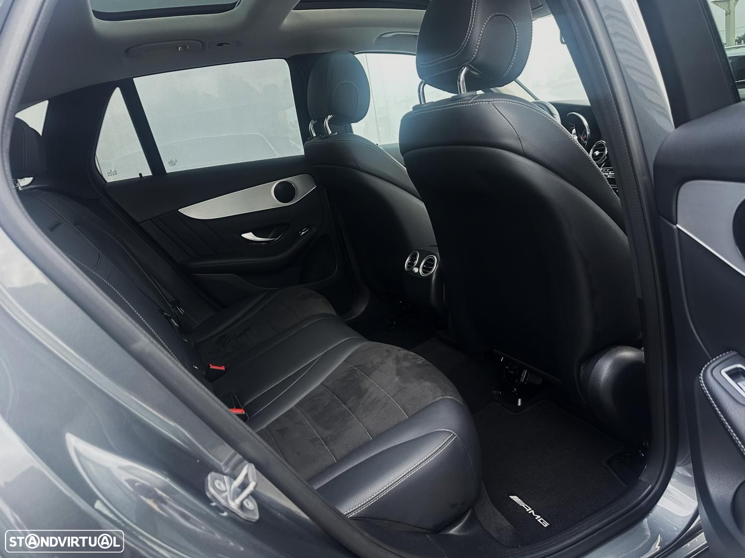 Mercedes-Benz GLC 250 d AMG Line 4-Matic - 24