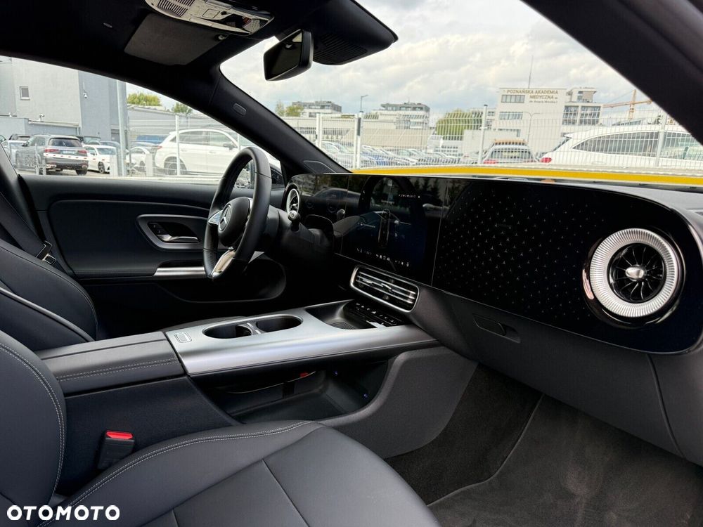 Mercedes-Benz CLA 200 mHEV 4-Matic 8G-DCT - 25