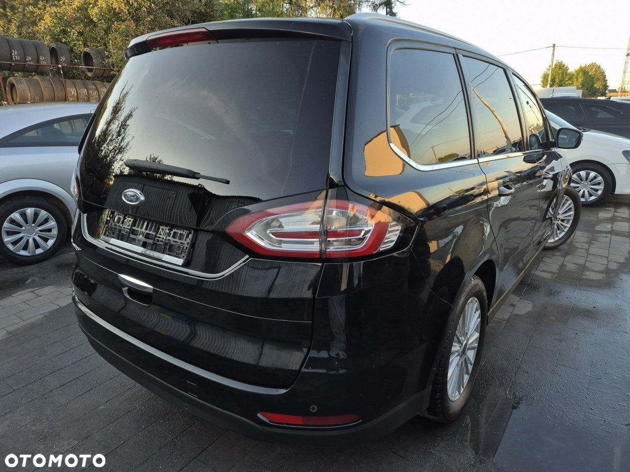 Ford Galaxy - 4
