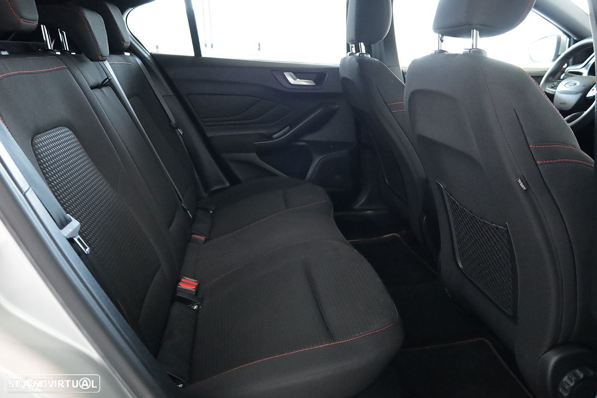 Ford Focus 1.0 EcoBoost MHEV ST-Line Aut. - 20