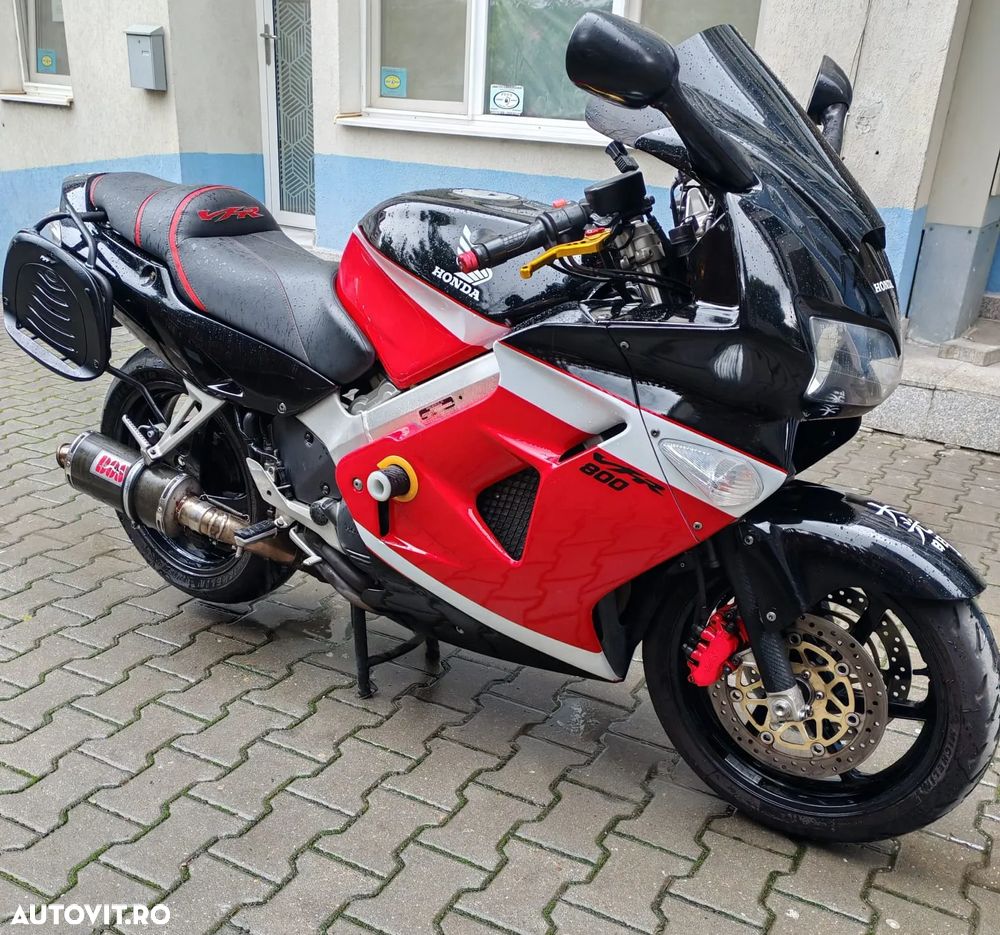 Honda VFR 800F V-Tec - 6