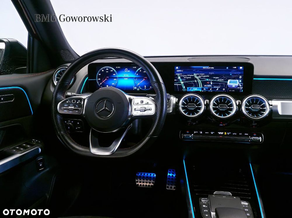 Mercedes-Benz GLB - 16