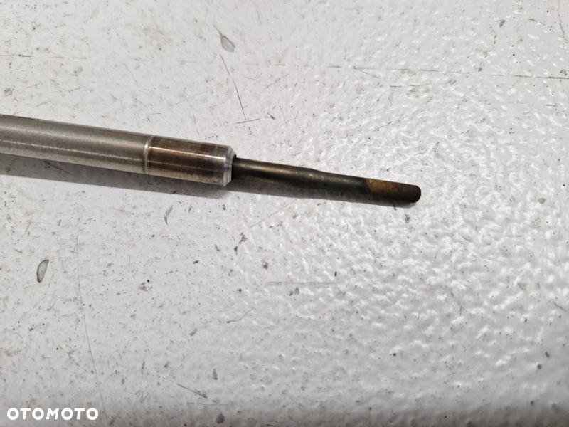 opel insignia a 2.0 cdti świeca żarowa z czujnikiem 55579436 - 3