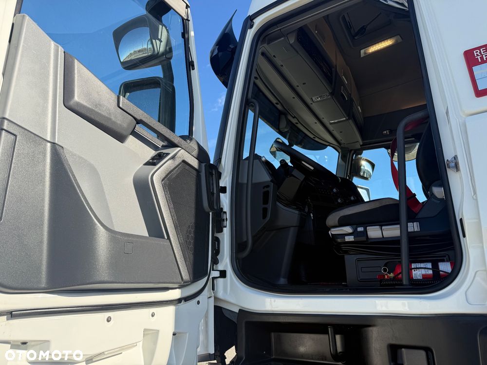 Renault T520 / DUŻA KABINA / PEŁNE SPOILERY / SPROWADZONY / STAN BDB / / / - 25