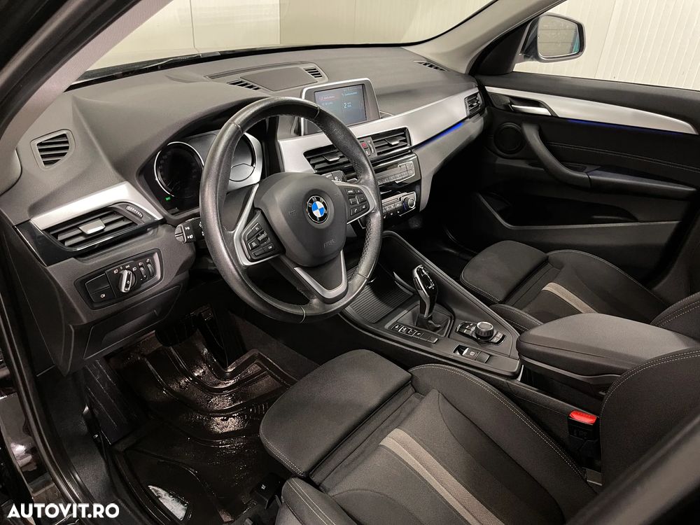 BMW X1 sDrive18d AT - 6