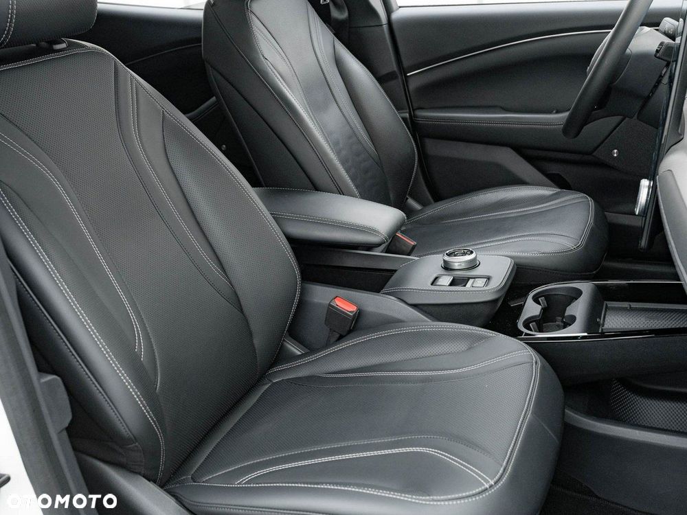 Ford Mustang Mach-E 98kWh RWD - 32