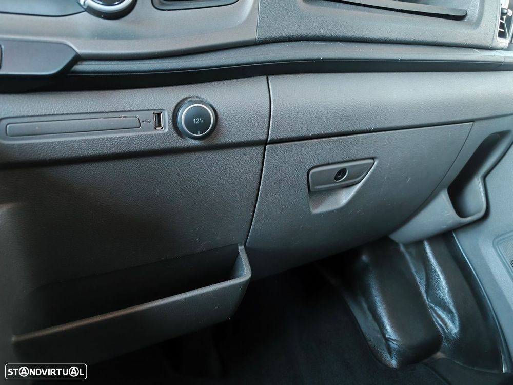 Ford Transit Cabine Dupla 2.0 TDCi Trend 7 Lug 4 Pts - 17
