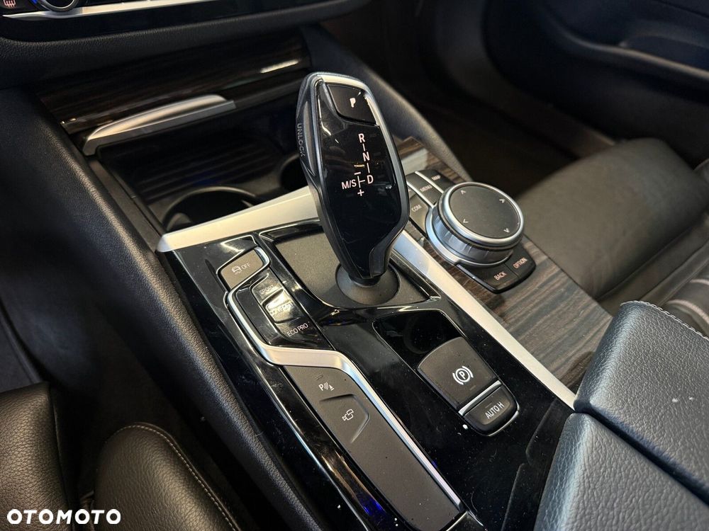 BMW Seria 5 - 25