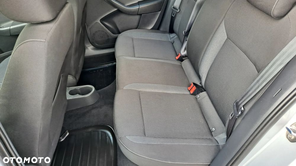 Skoda RAPID 1.6 TDI Edition - 20