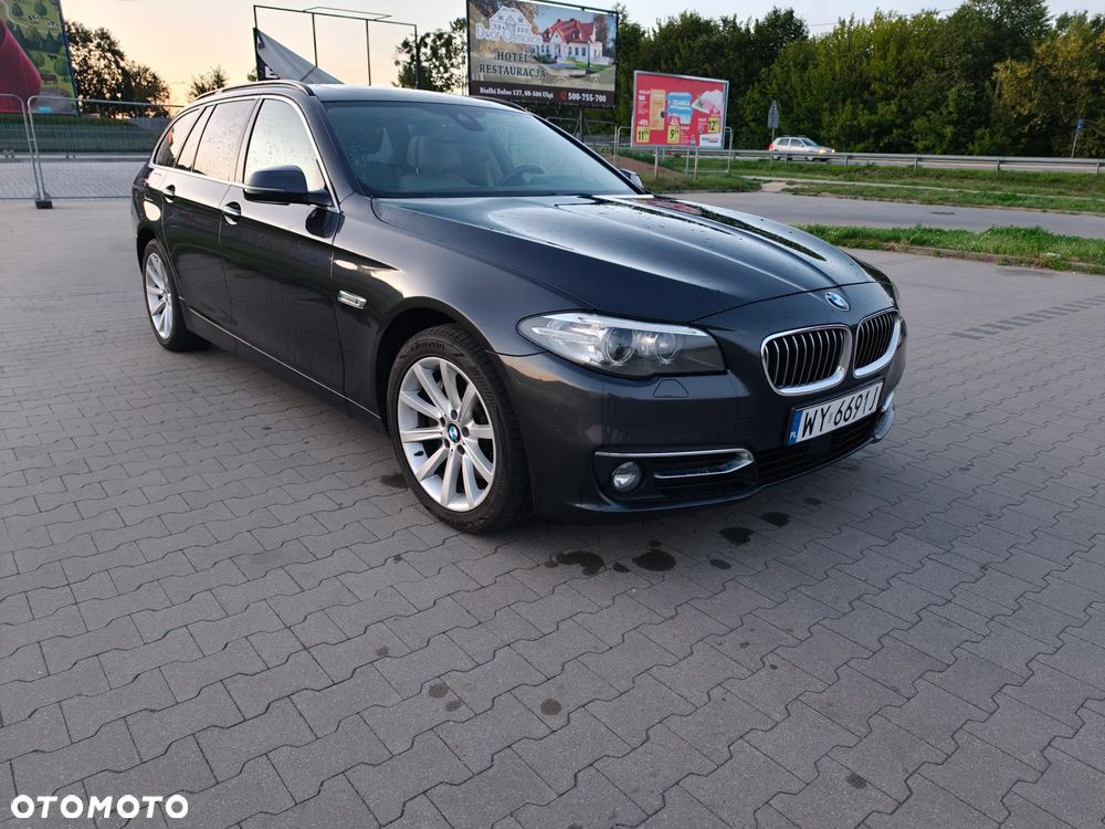 BMW Seria 5 525d xDrive Luxury Line - 2