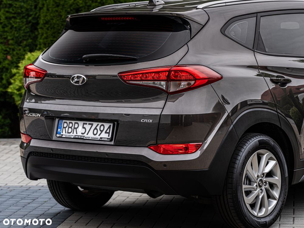 Hyundai Tucson 1.7 CRDI BlueDrive Style 2WD - 18