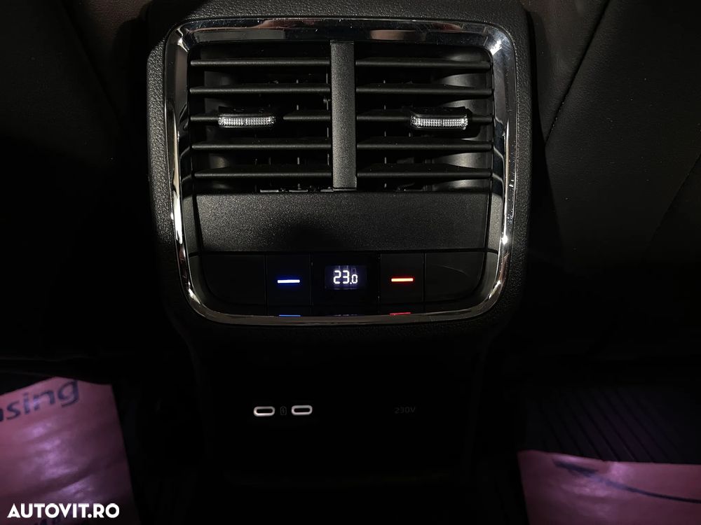 Skoda Octavia 2.0 TDI DSG Style - 20
