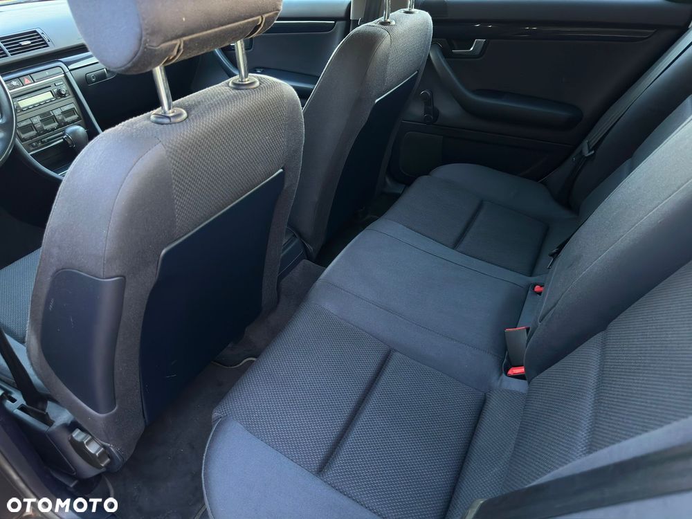 Audi A4 Avant 1.8T Multitronic - 11