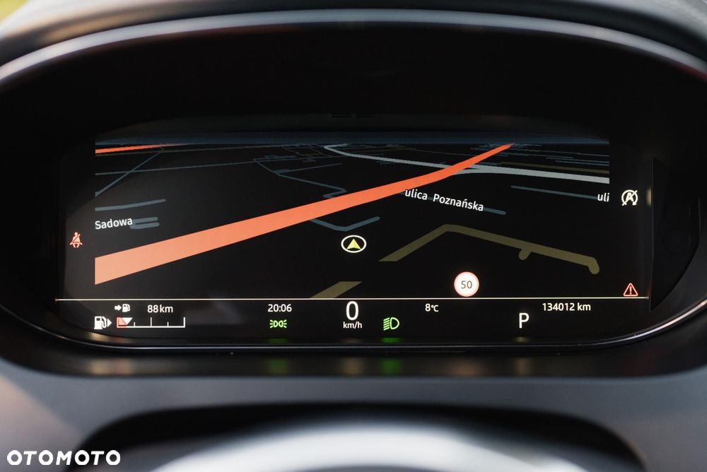 Jaguar E-Pace - 31