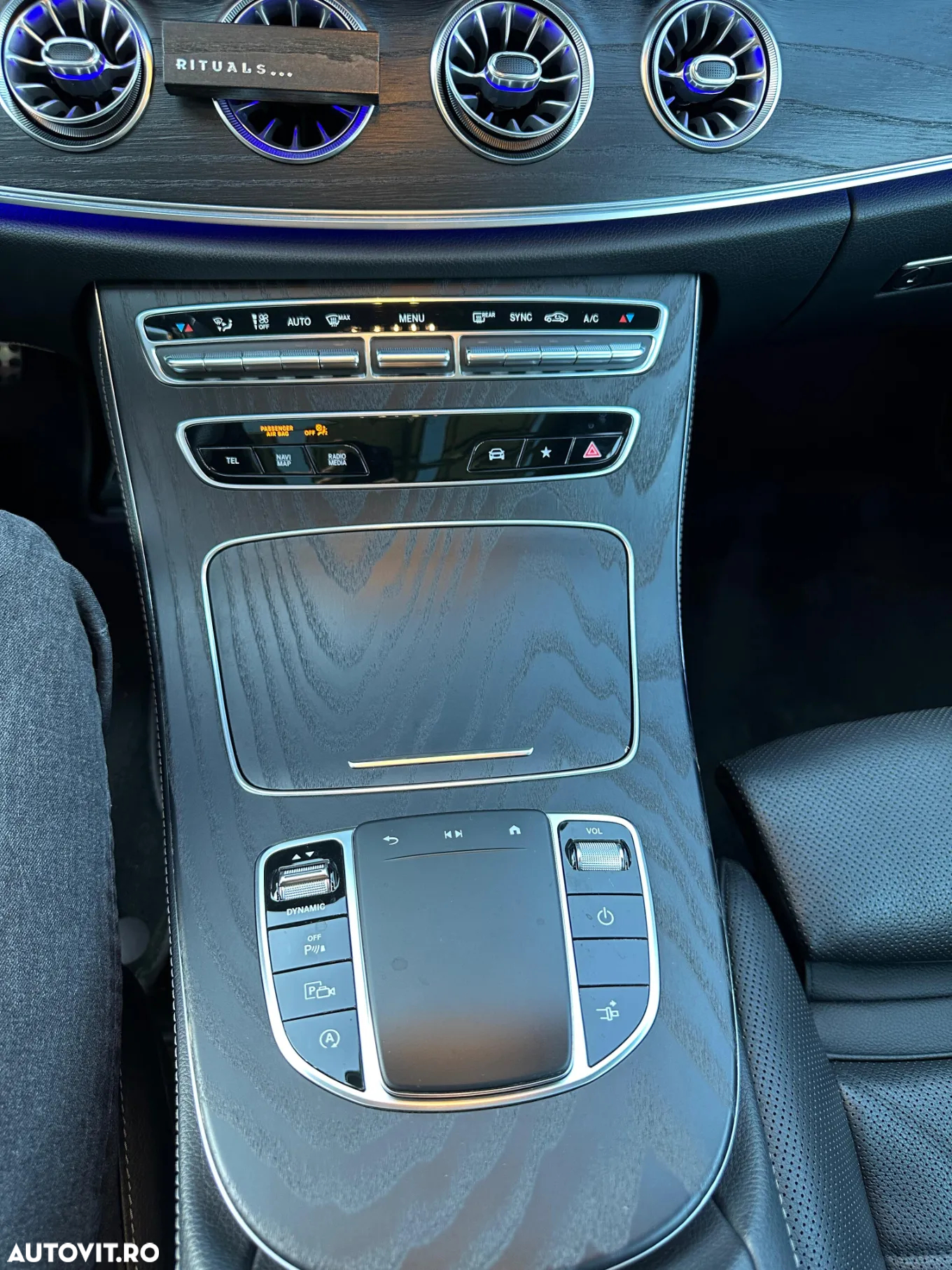 Mercedes-Benz E 220 d 4Matic Coupe 9G-TRONIC Night Edition - 14