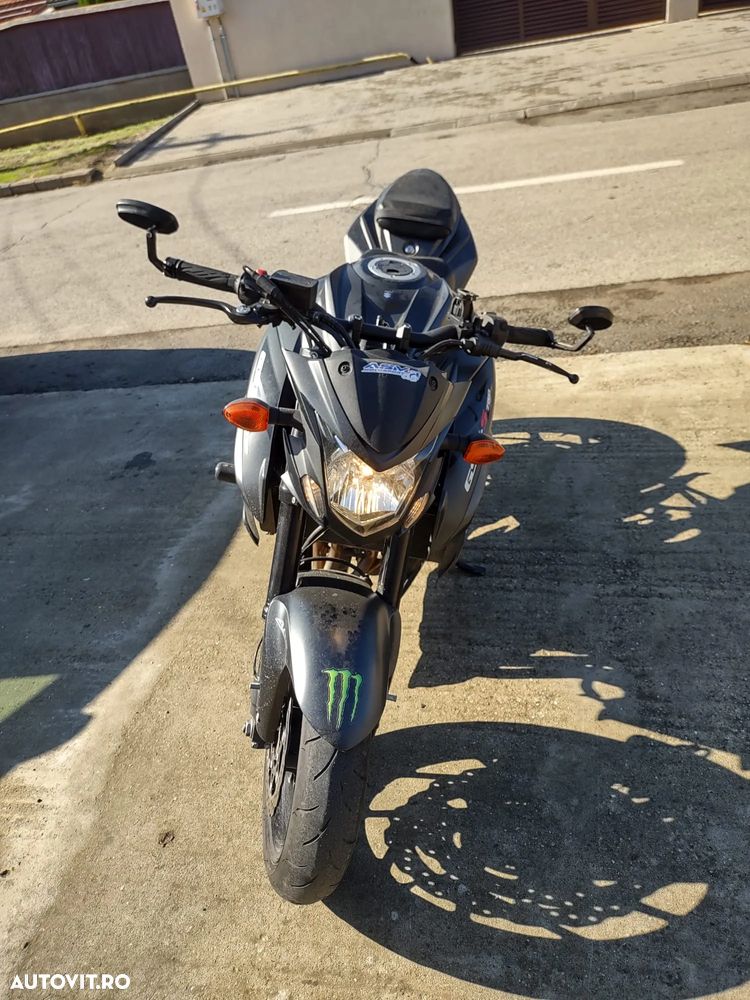 Suzuki GSX-S 750 - 4