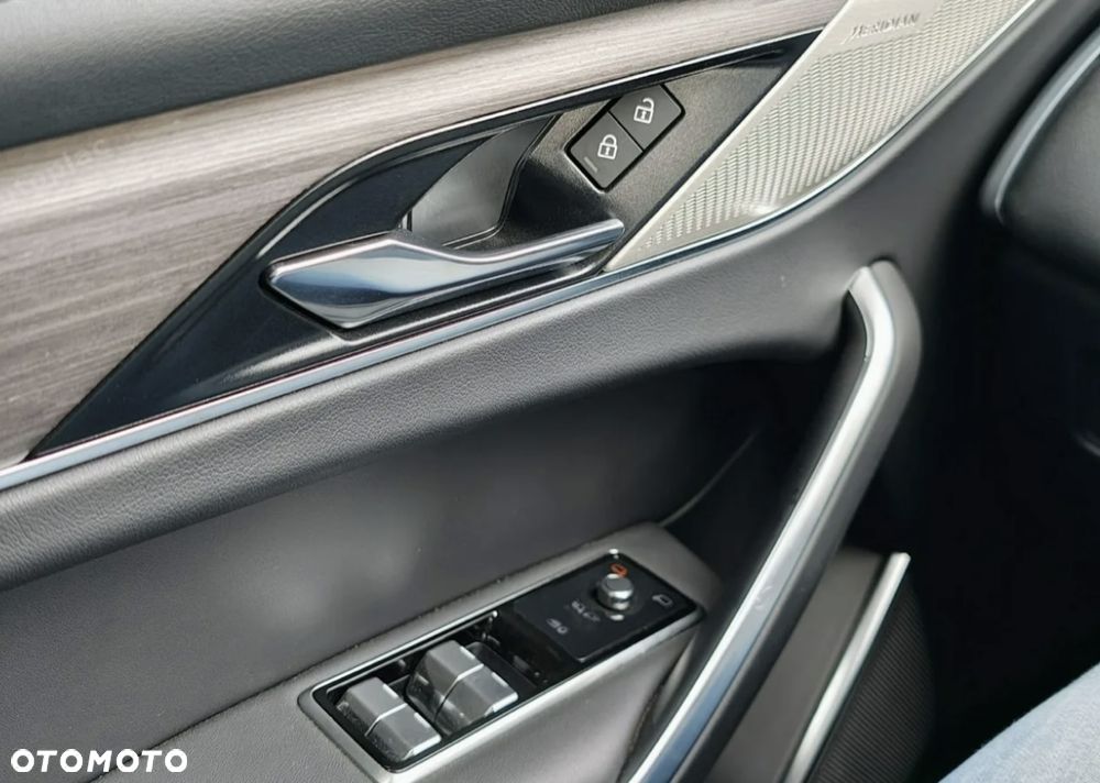 Jaguar F-Pace P250 AWD R-Dynamic S - 14