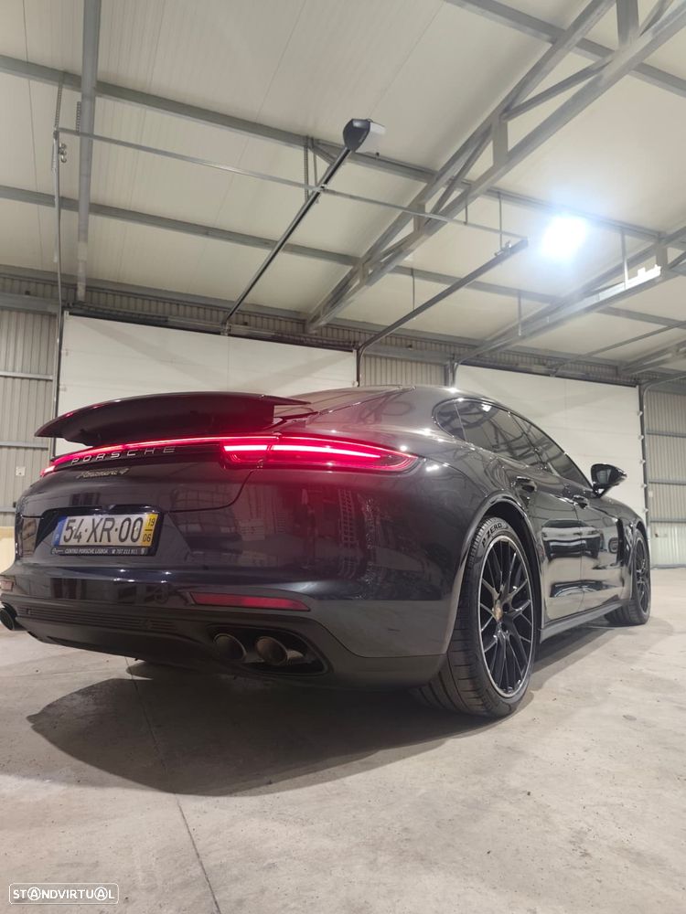 Porsche Panamera - 5