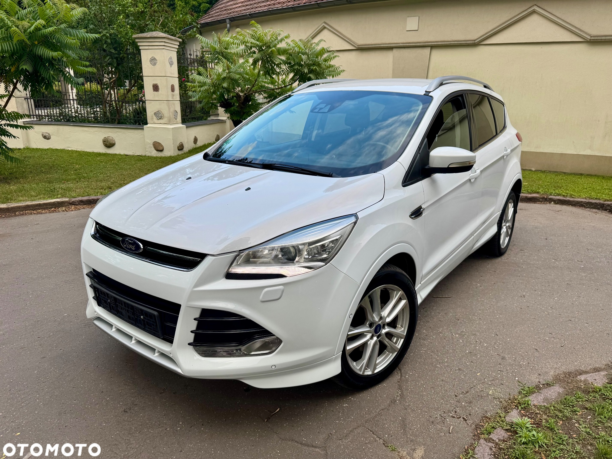Ford Kuga - 3