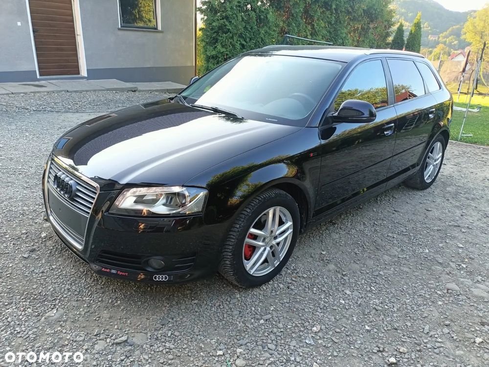 Audi A3 Sportback - 1