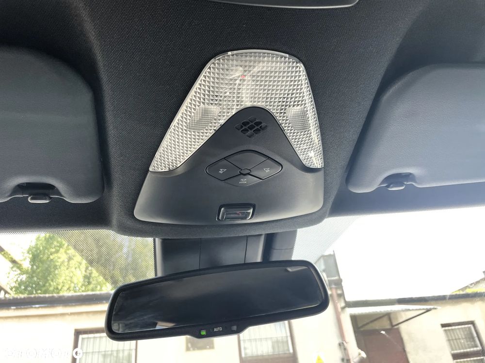 Toyota C-HR 1.8 Hybrid GPF Style - 29