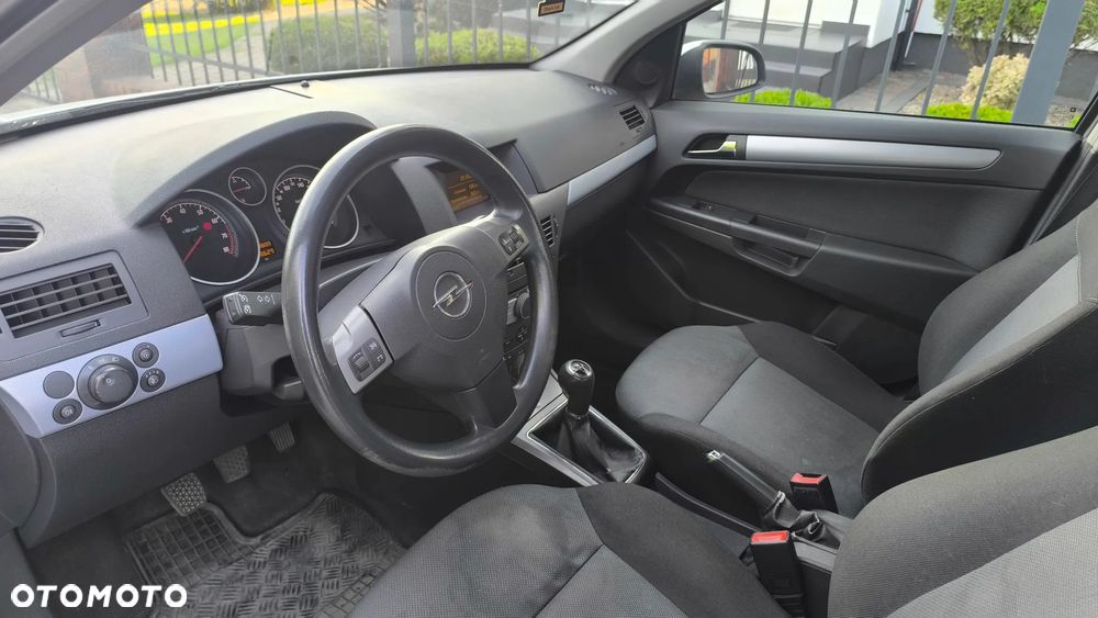 Opel Astra - 9
