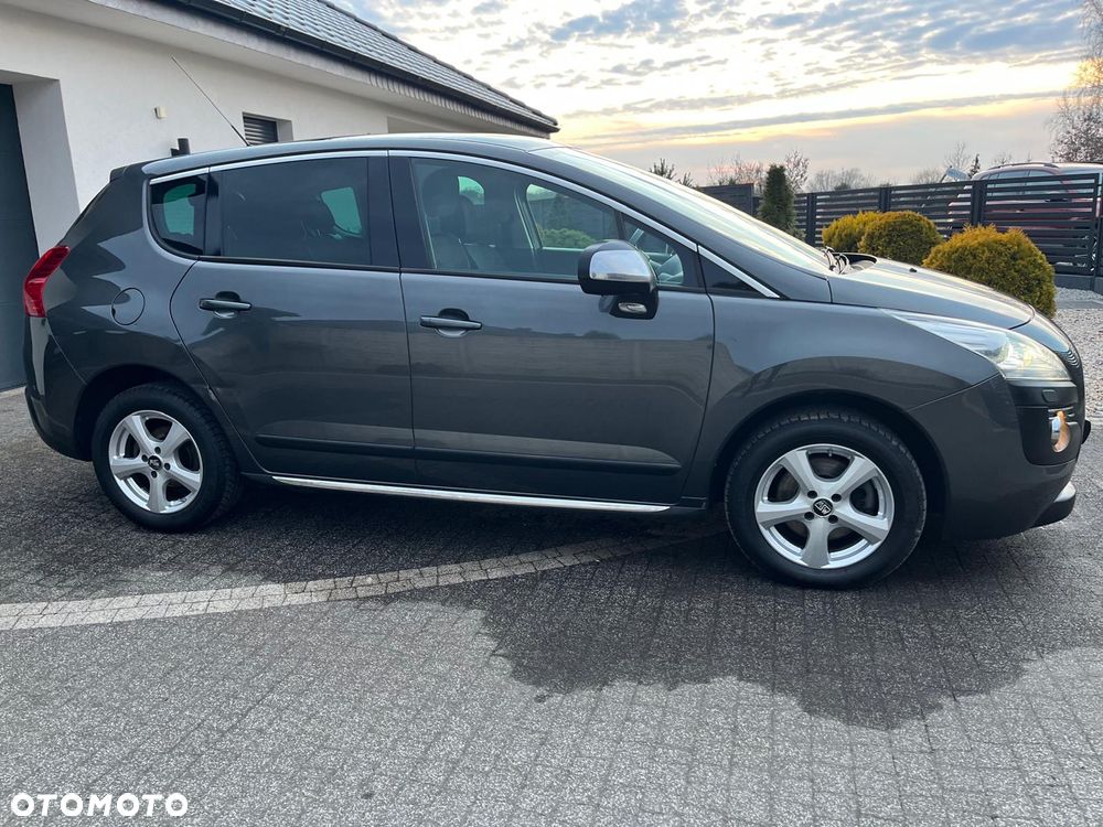 Peugeot 3008 HDi 150 Allure - 13