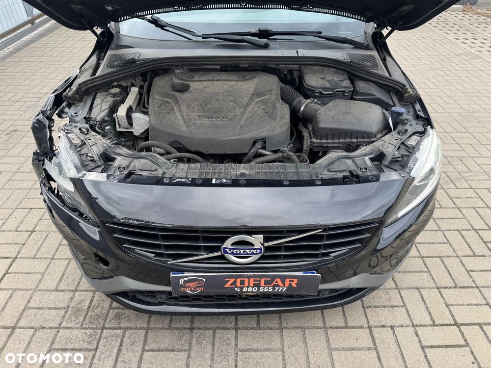 Volvo V60 D4 Geartronic RDesign - 24