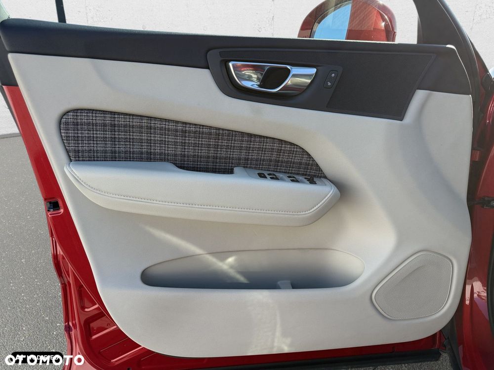 Volvo XC 60 - 11