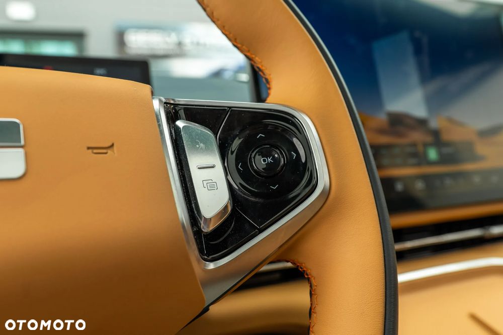 Geely Starray EM-i 1.5 PHEV Max - 31