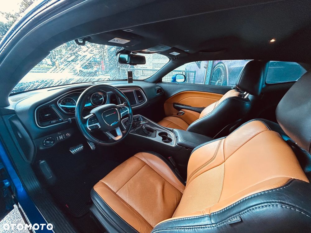 Dodge Challenger 3.6 SXT Plus - 12