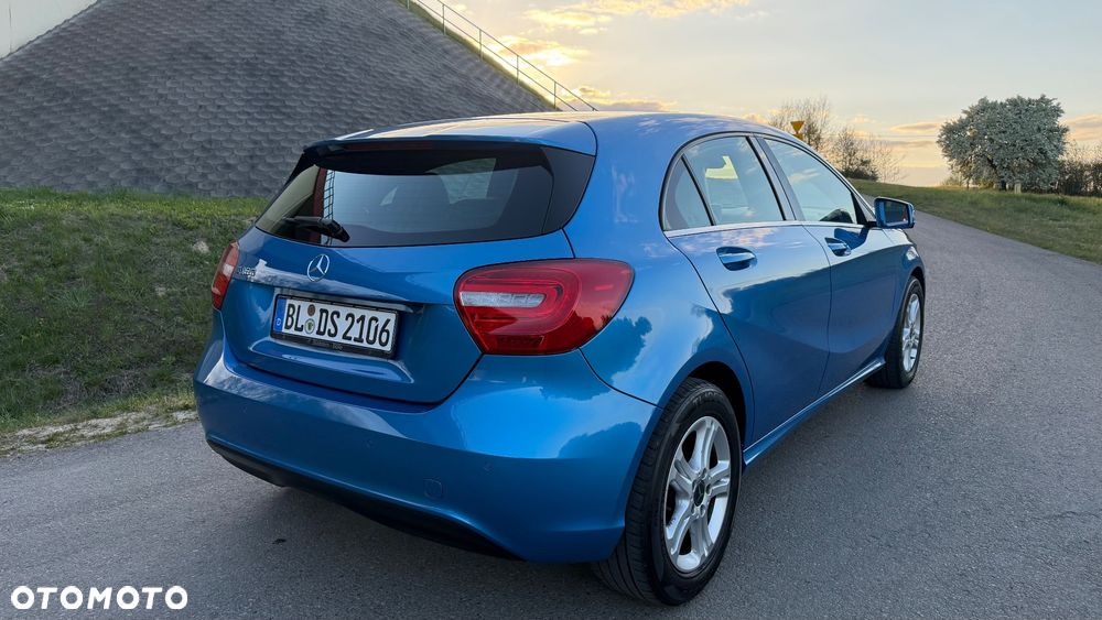 Mercedes-Benz Klasa A 180 (BlueEFFICIENCY) - 12