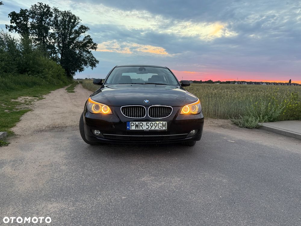 BMW Seria 5 525i - 2
