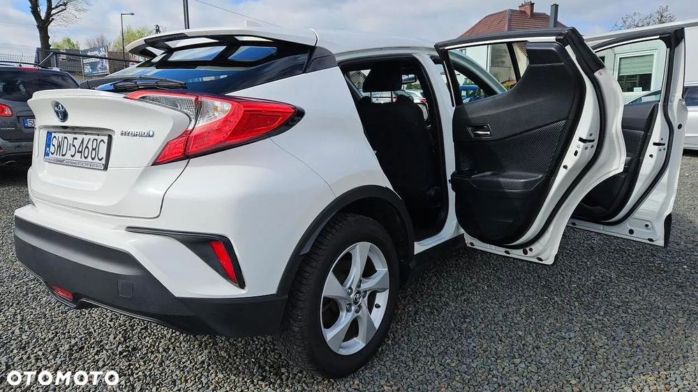 Toyota C-HR - 8