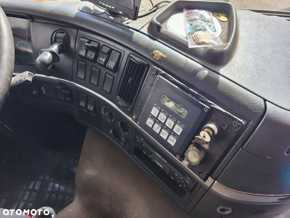 Volvo Fm 9 260 6X2 - 26
