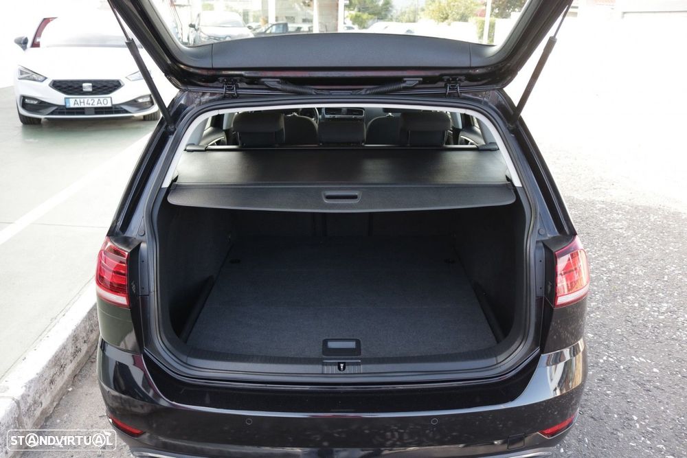 VW Golf Variant 1.6 TDi Confortline - 13