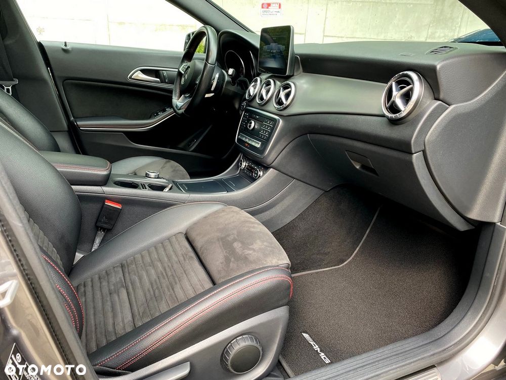 Mercedes-Benz CLA 200 7G-DCT AMG Line - 8