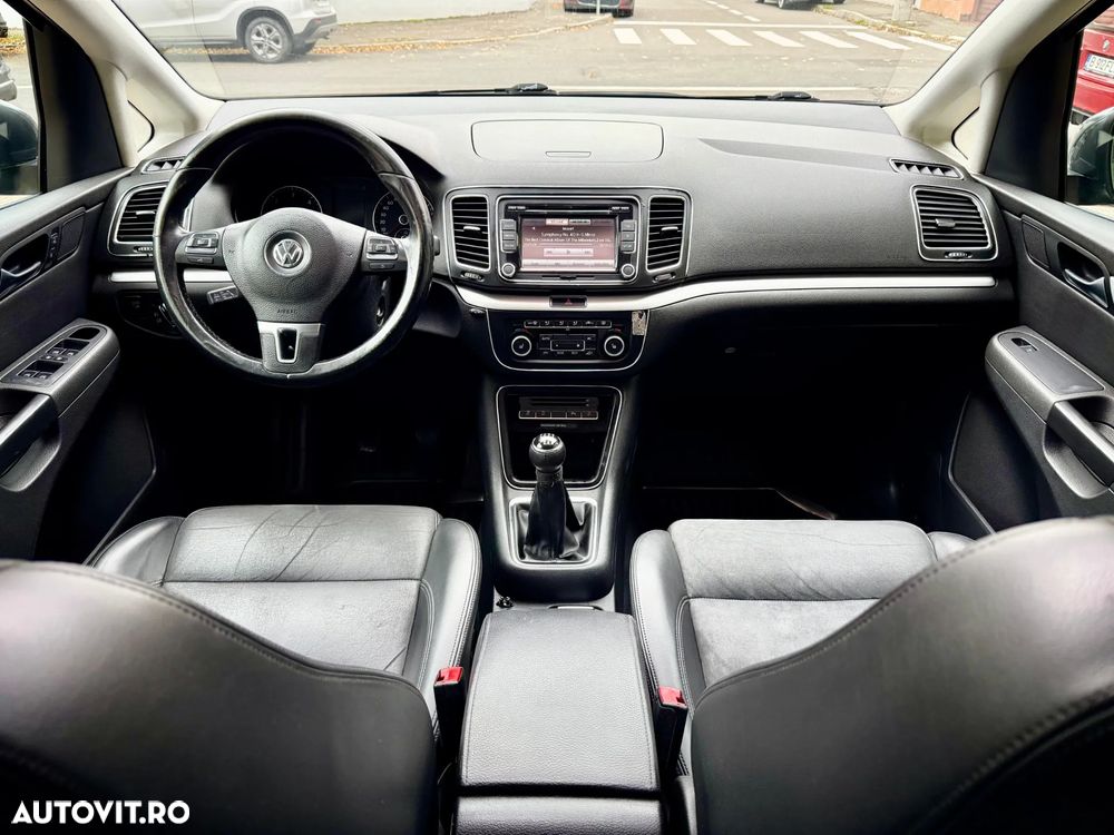 Volkswagen Sharan 2.0 TDI 4MOTION BlueMotion Technology Highline - 6