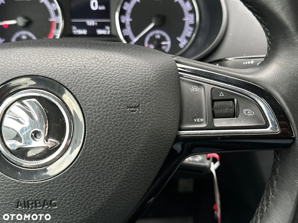 Skoda Octavia 1.6 TDI SCR Ambition - 18