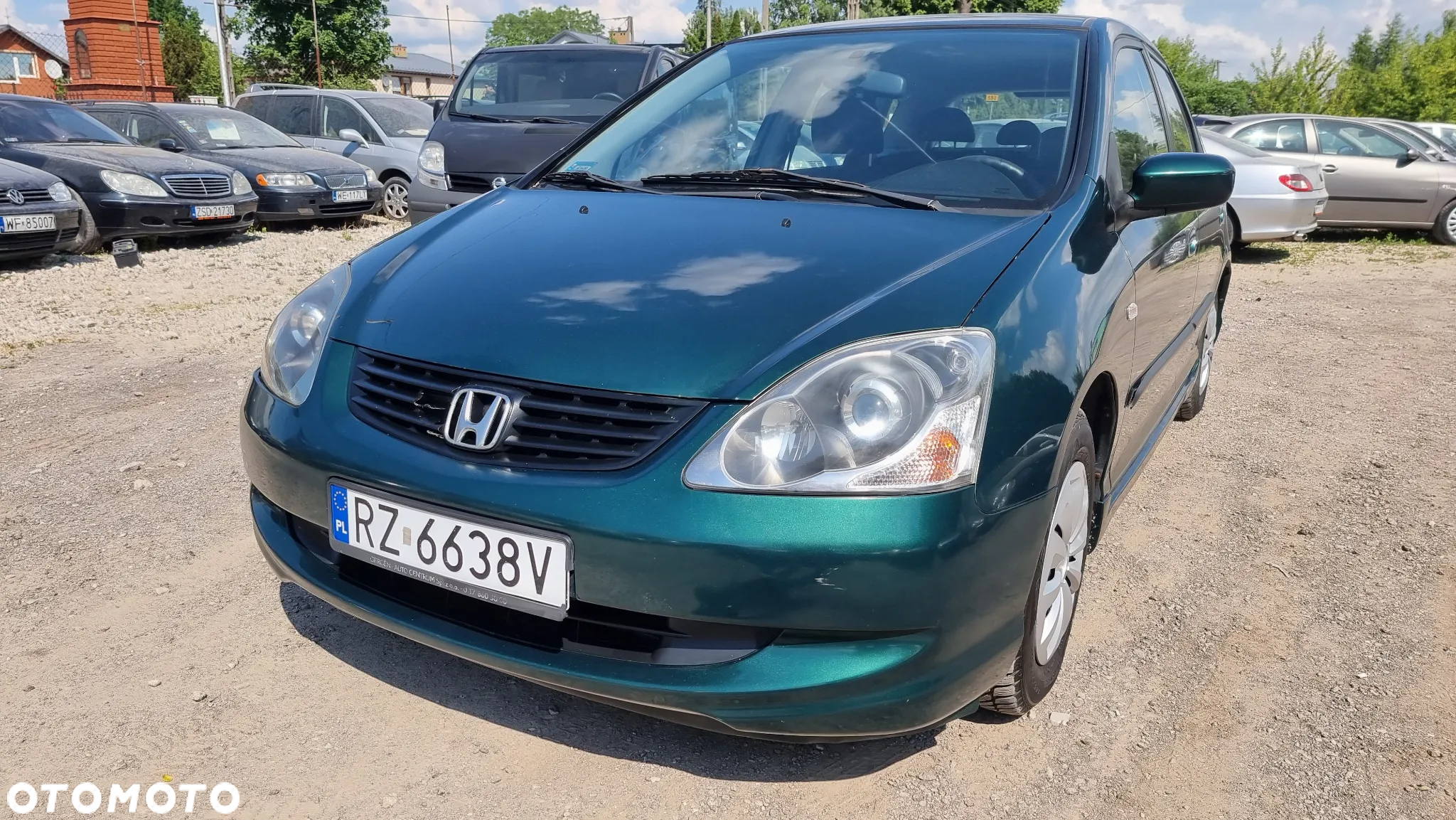 Honda Civic 1.4i S - 25