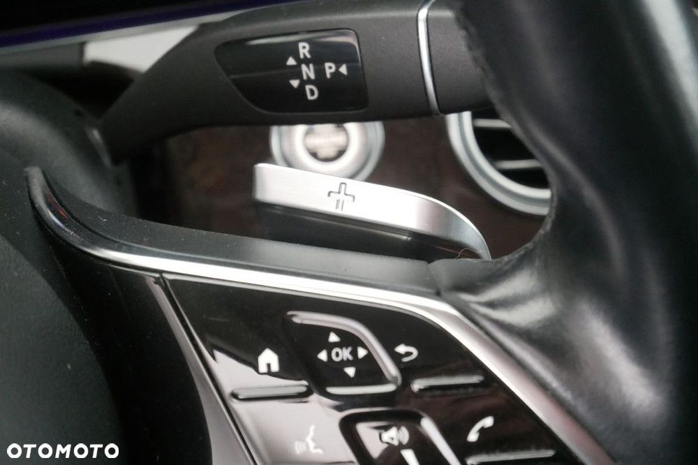 Mercedes-Benz Klasa E - 26