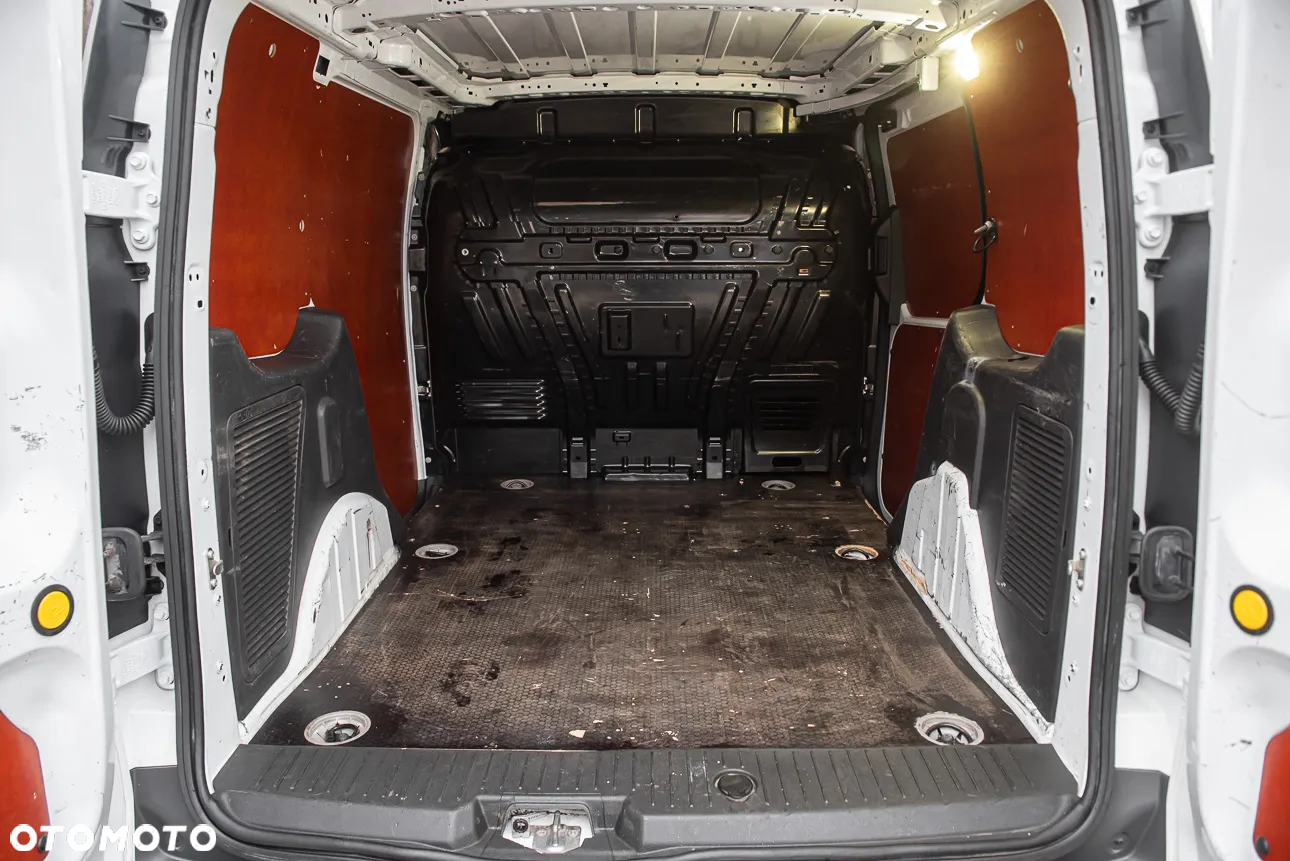 Ford Transit Connect - 19