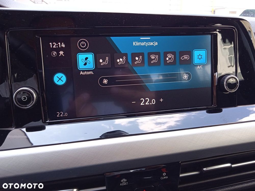 Volkswagen Golf VIII 1.5 TSI EVO Life - 25