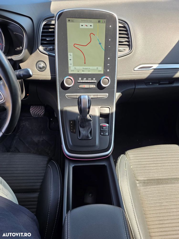 Renault Scenic - 17