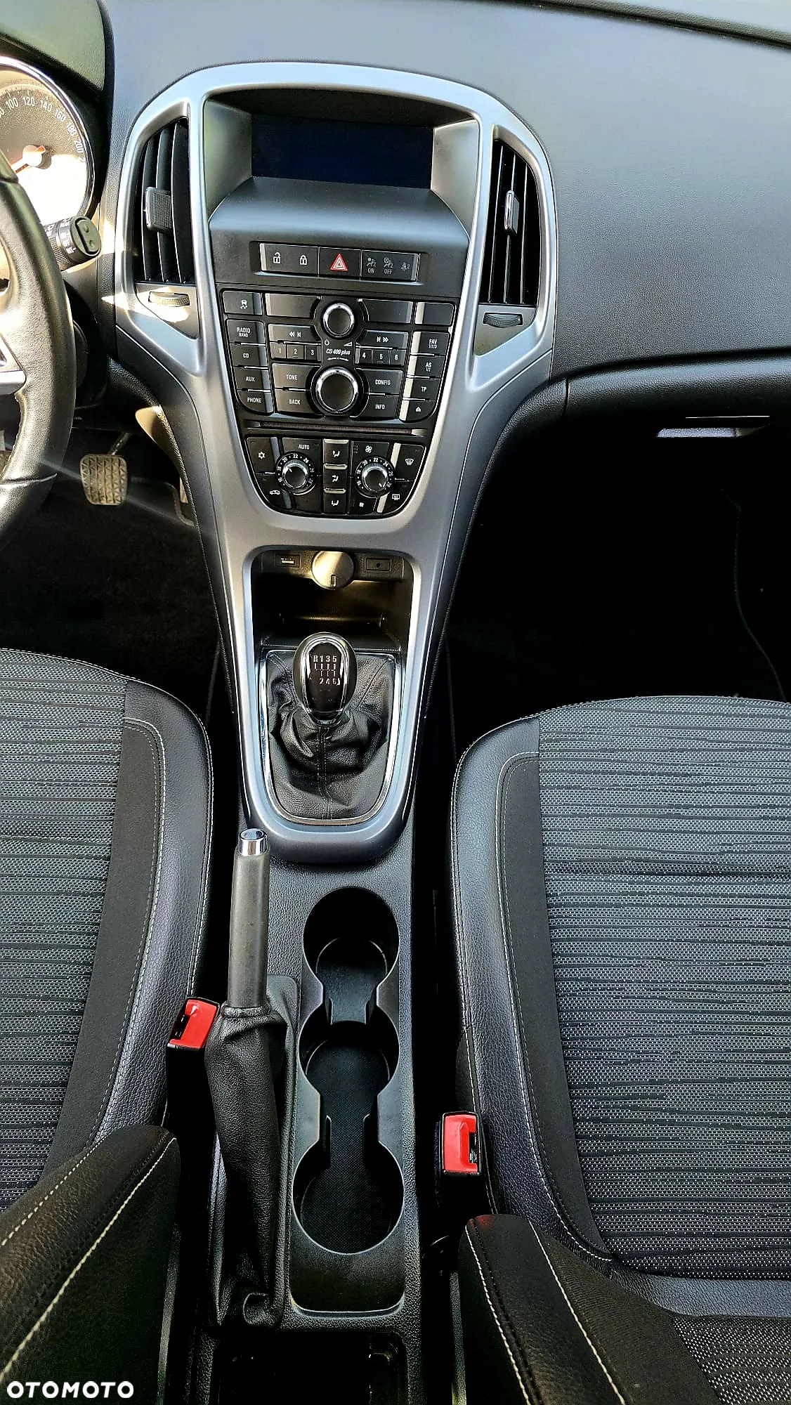 Opel Astra 1.4 Turbo Color Edition - 14