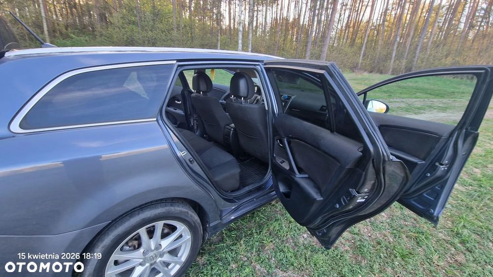 Toyota Avensis 2.2 D-4D Automatik Sol - 39