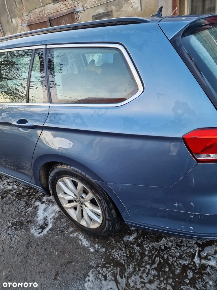 Błotnik lewy tył Passat  B8  kombi - 1