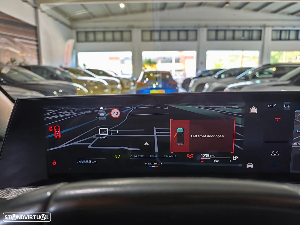 Peugeot 3008 1.2 Hybrid Allure e-DCS6 - 14