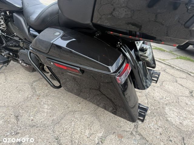 Harley-Davidson Touring Road Glide - 9